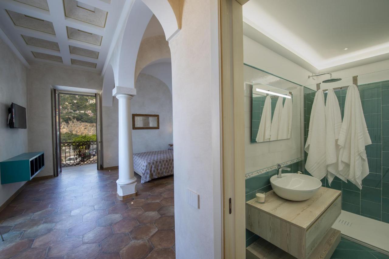 Amore Rentals - Casa Volte Alte Positano Buitenkant foto