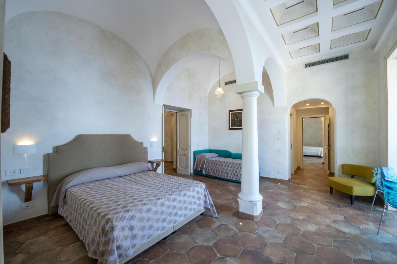 Amore Rentals - Casa Volte Alte Positano Buitenkant foto
