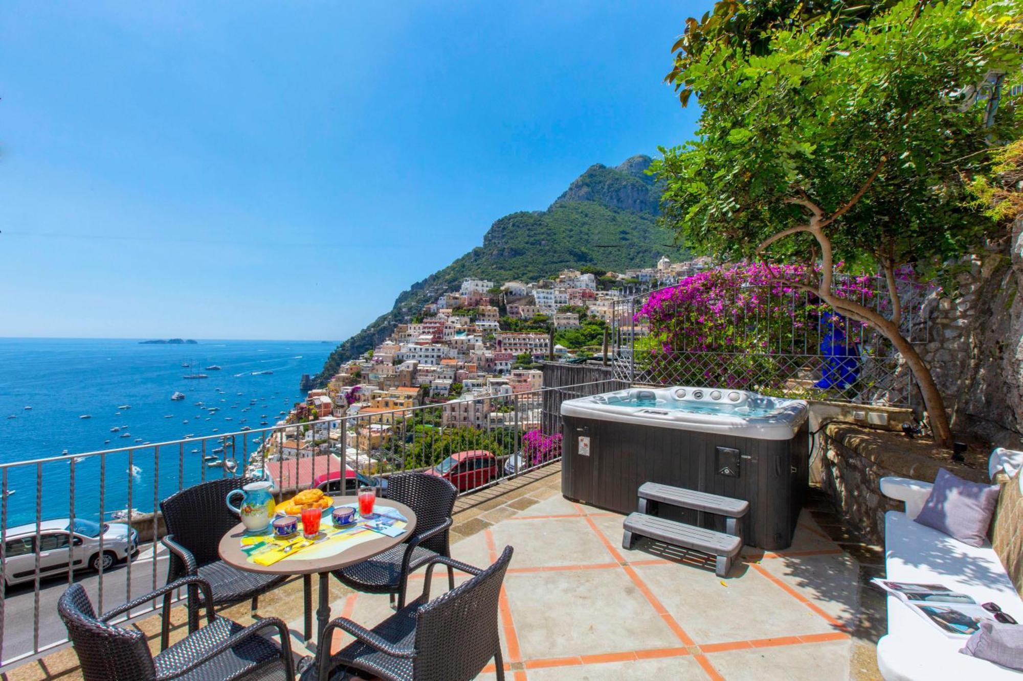 Amore Rentals - Casa Volte Alte Positano Buitenkant foto