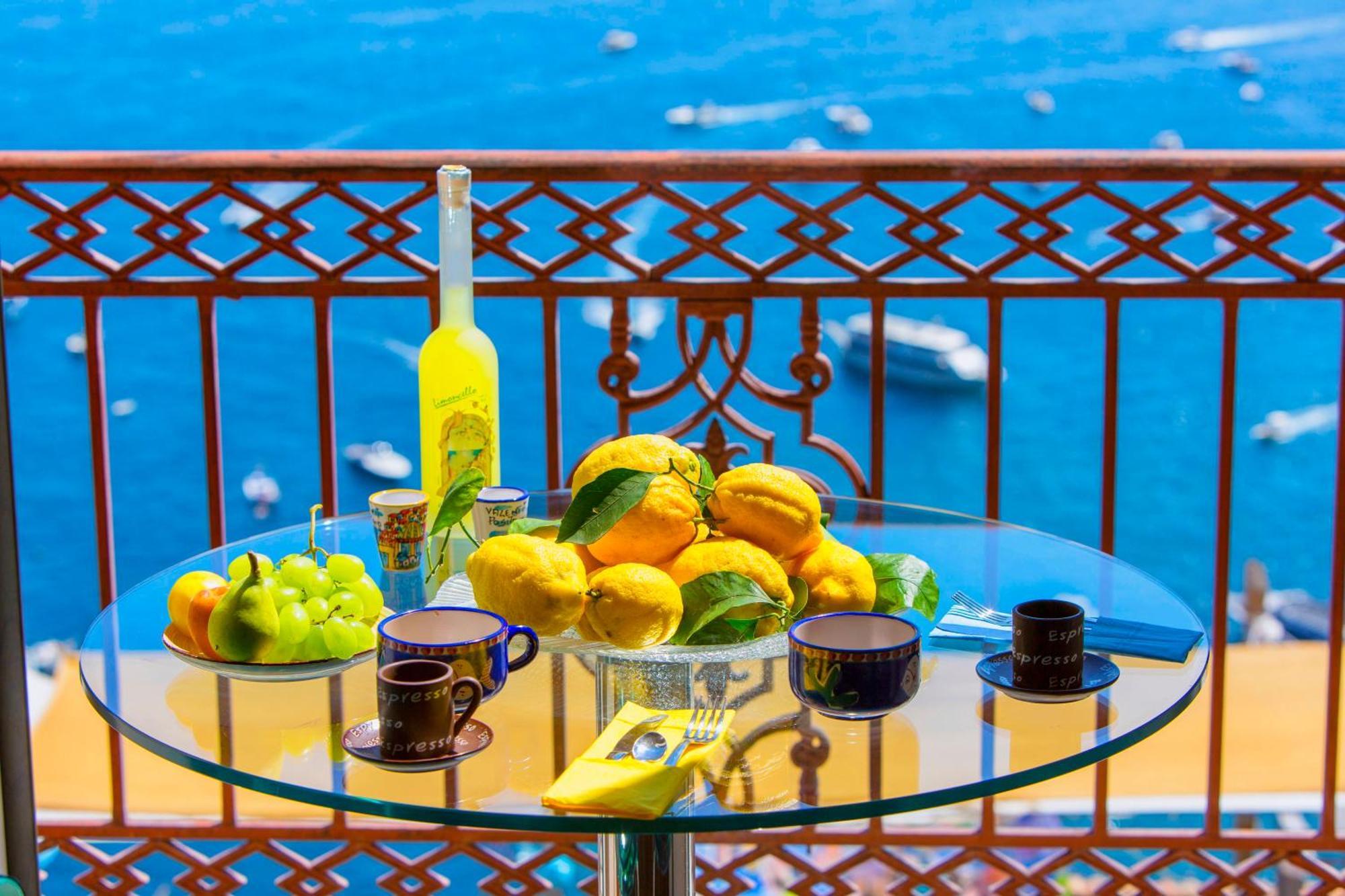 Amore Rentals - Casa Volte Alte Positano Buitenkant foto
