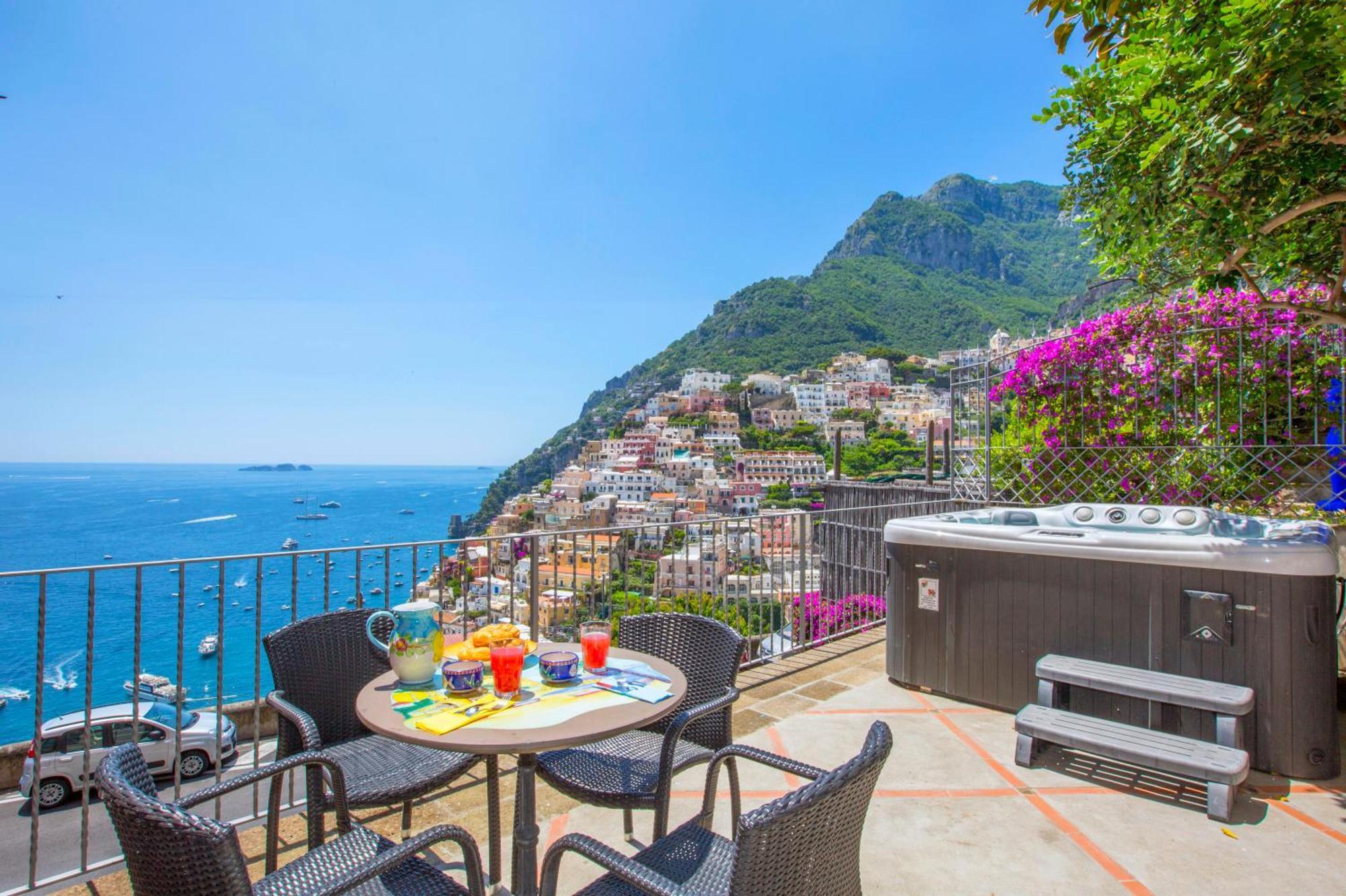 Amore Rentals - Casa Volte Alte Positano Buitenkant foto