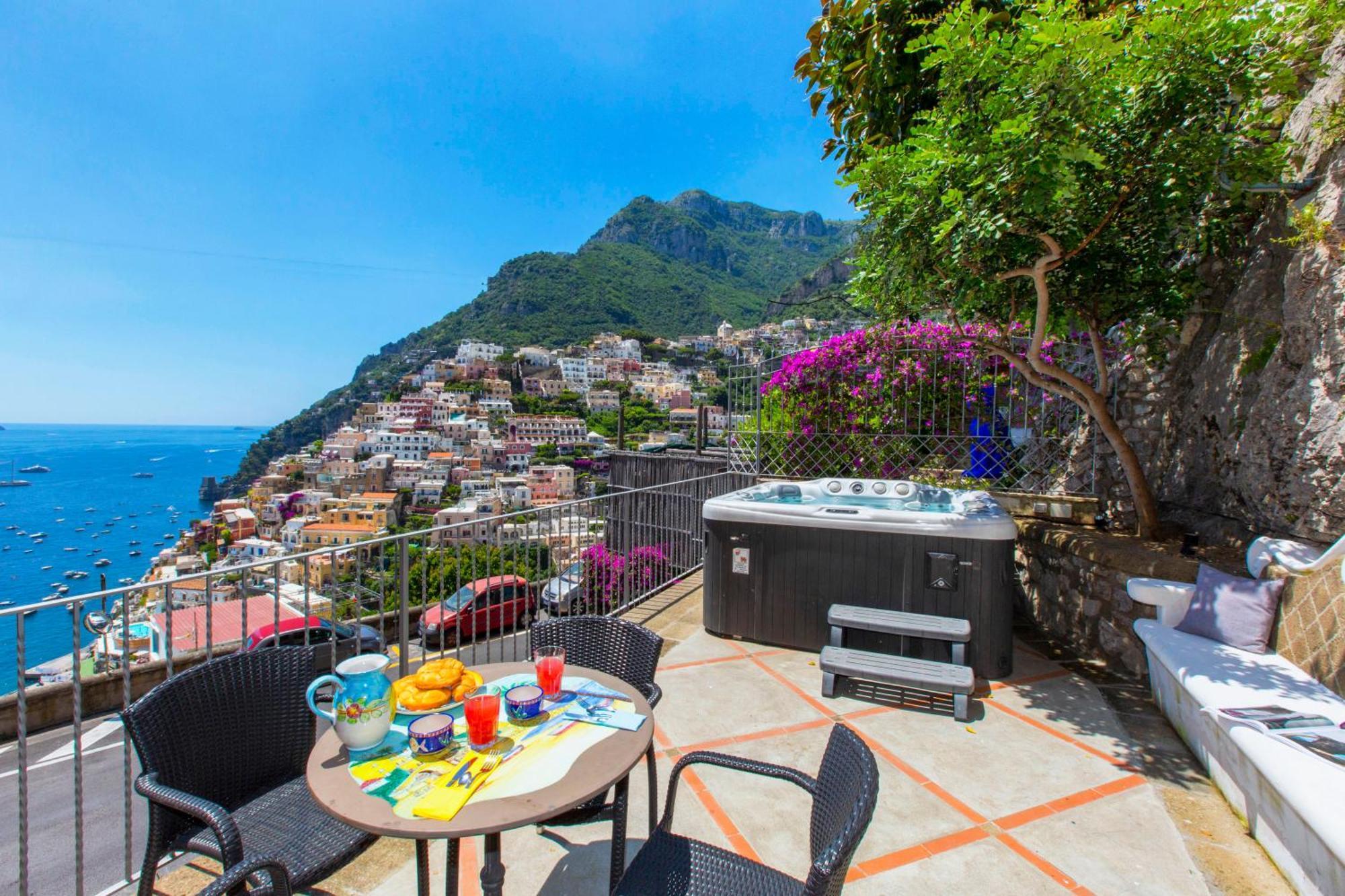 Amore Rentals - Casa Volte Alte Positano Buitenkant foto