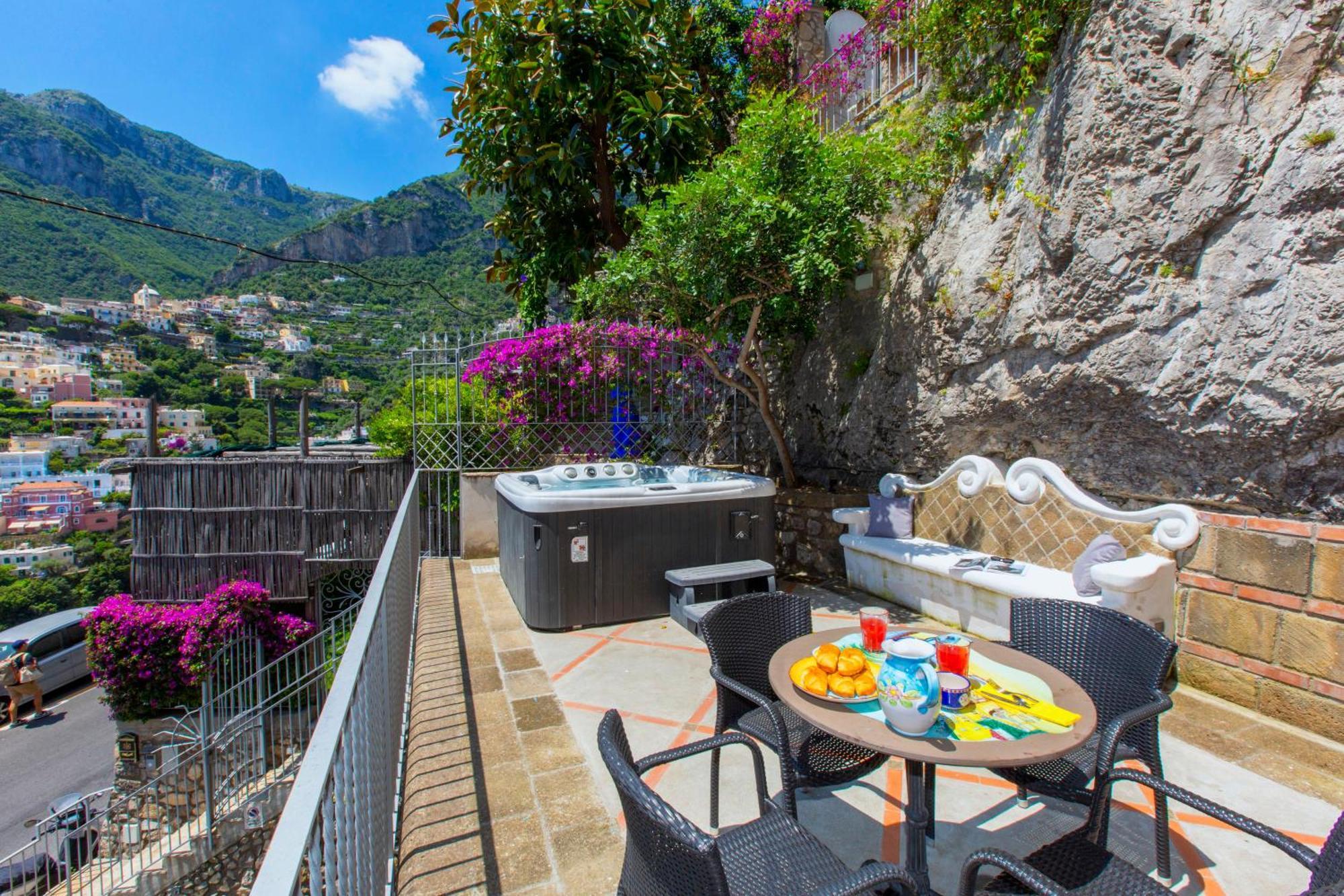 Amore Rentals - Casa Volte Alte Positano Buitenkant foto